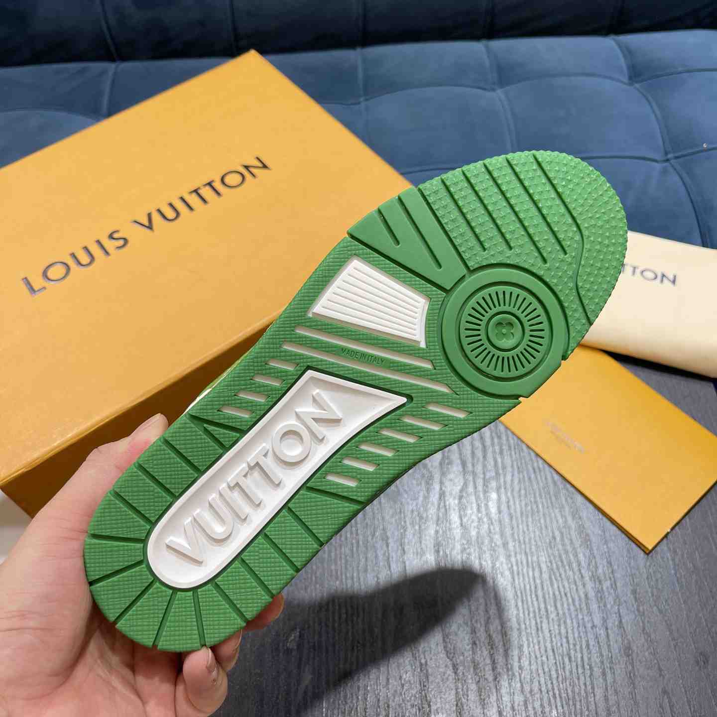 Louis Vuitton LV Trainer Sneaker       1AASJ2 - DopestKickz