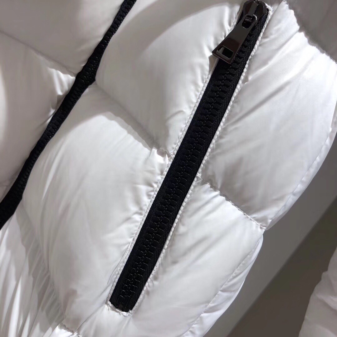 Moncler Long Windproof Jacke - DopestKickz