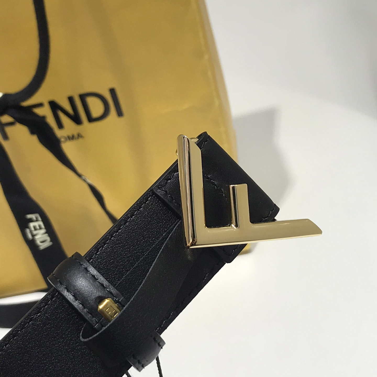Fendi Black Leather Belt - DopestKickz