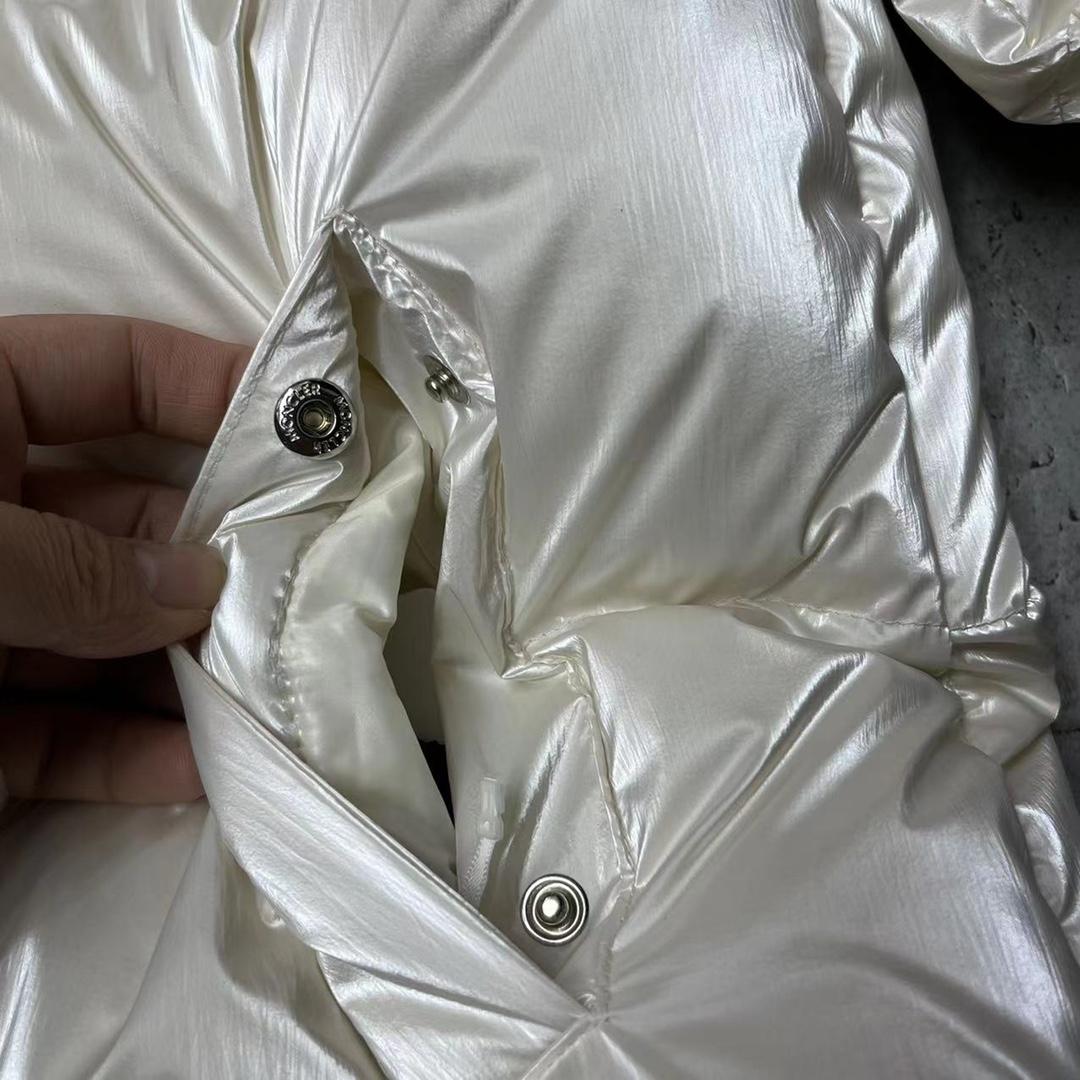 Moncler Gaou Short Down Jacket - DopestKickz