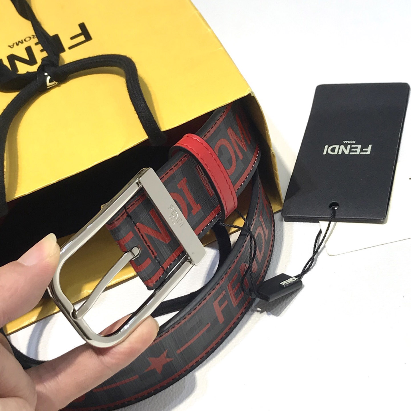 Fendi Reversible Leather Belt - DopestKickz