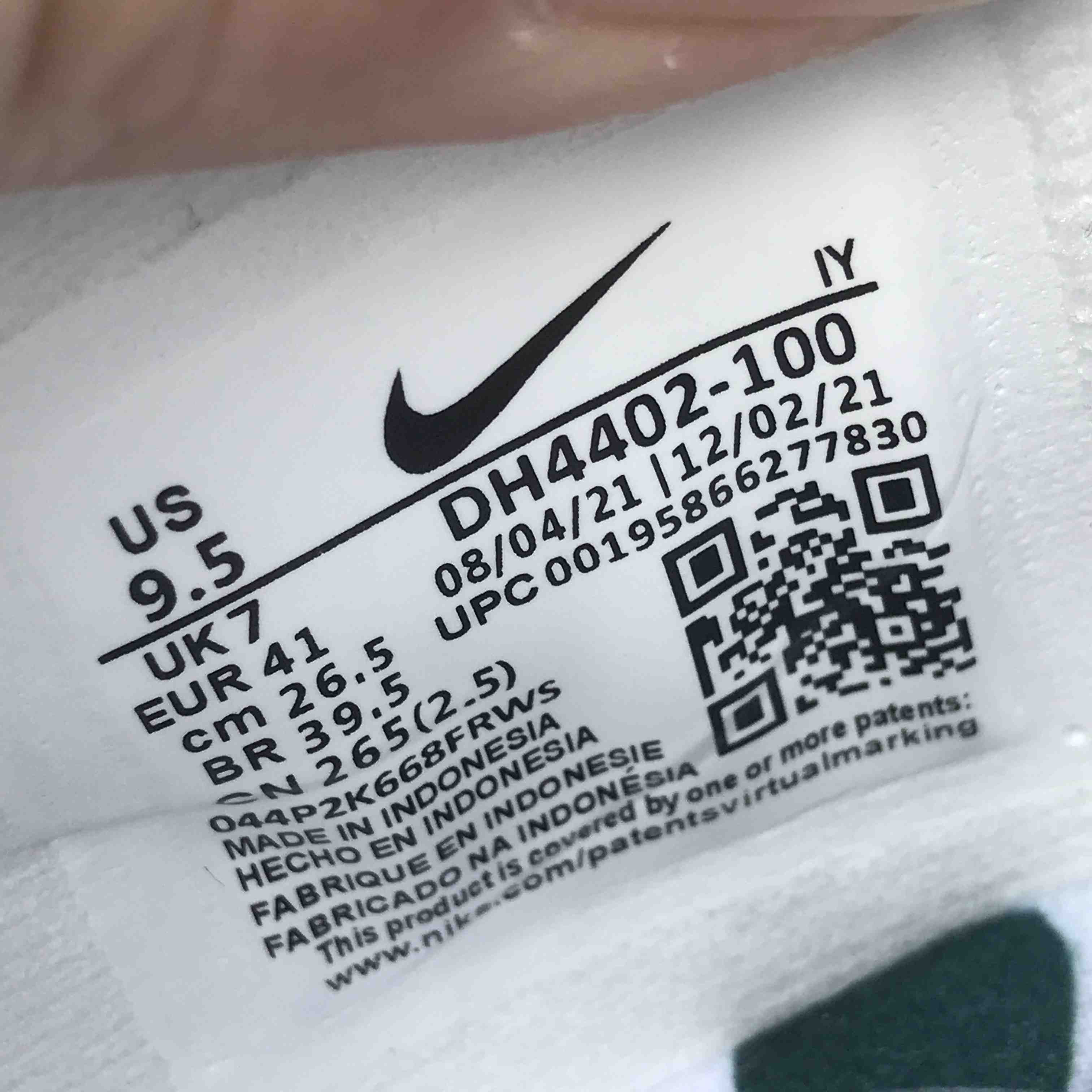 Nike Dunk WMNS Low Disrupt 2 Sneaker      DH4402-100   - DopestKickz