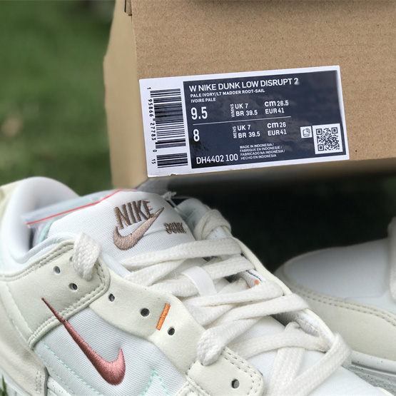 Nike Dunk WMNS Low Disrupt 2 Sneaker      DH4402-100   - DopestKickz