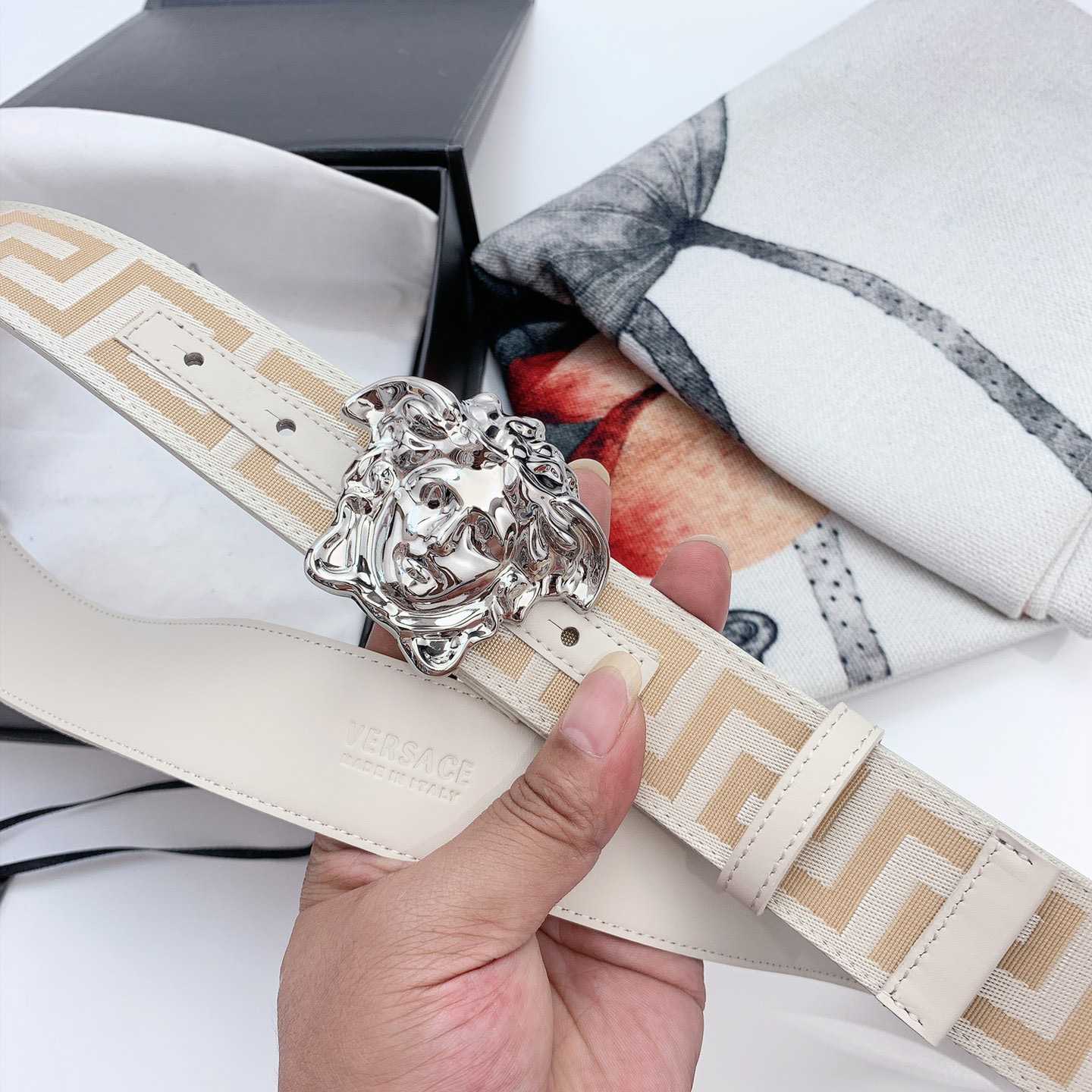 Versace Le Medusa Belt - DopestKickz