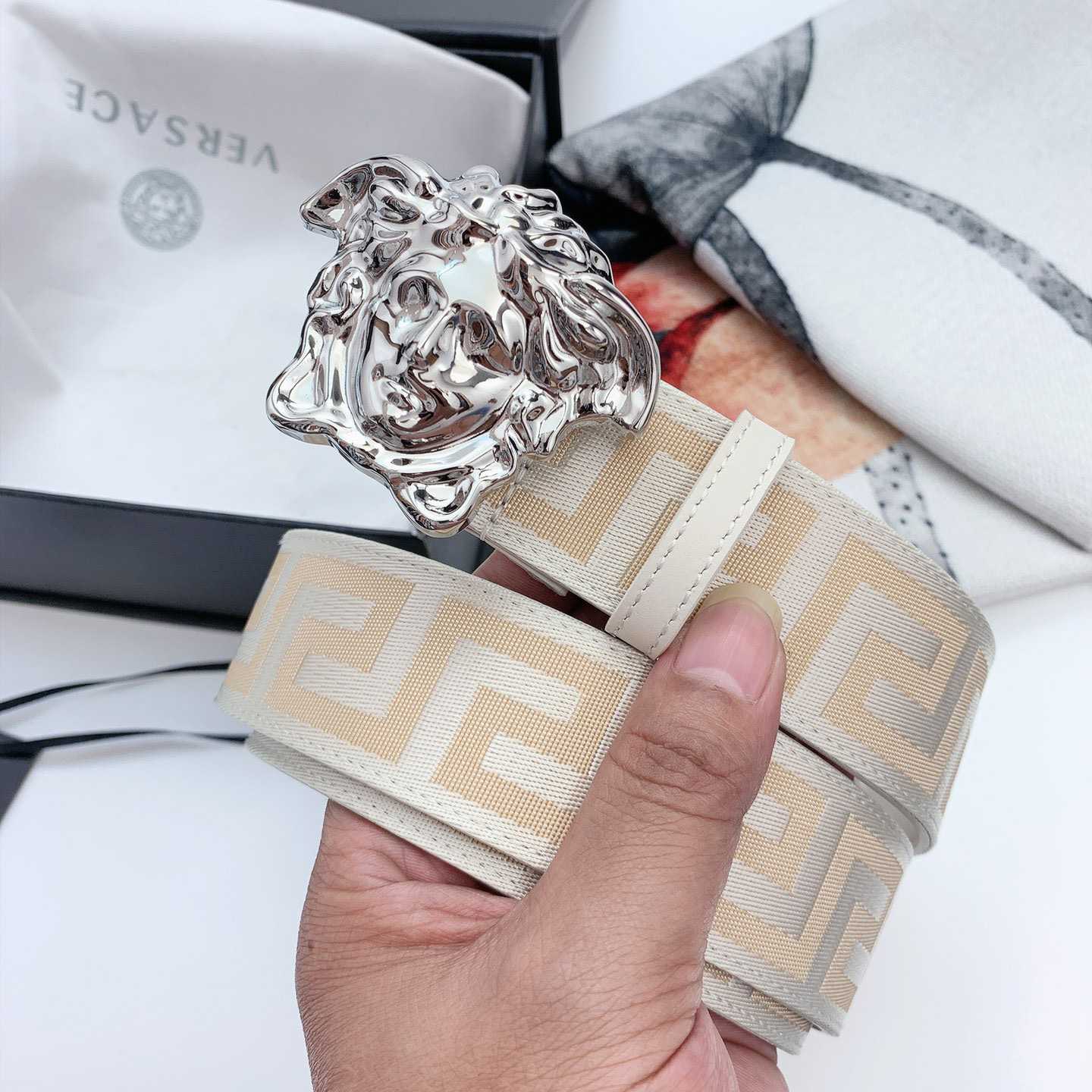 Versace Le Medusa Belt - DopestKickz