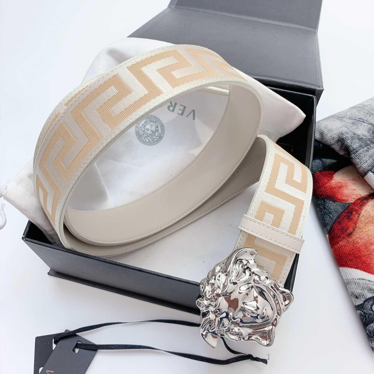 Versace Le Medusa Belt - DopestKickz