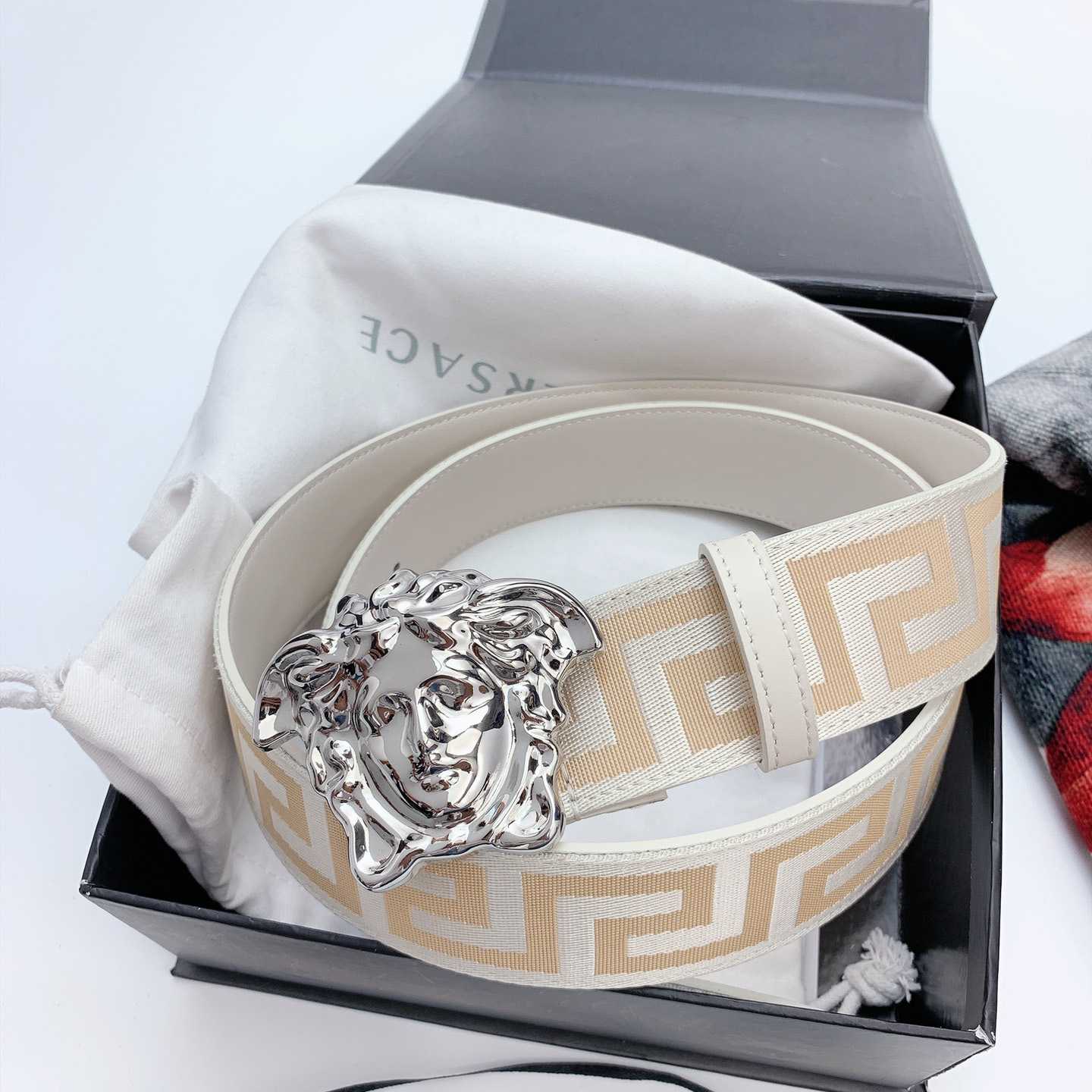 Versace Le Medusa Belt - DopestKickz