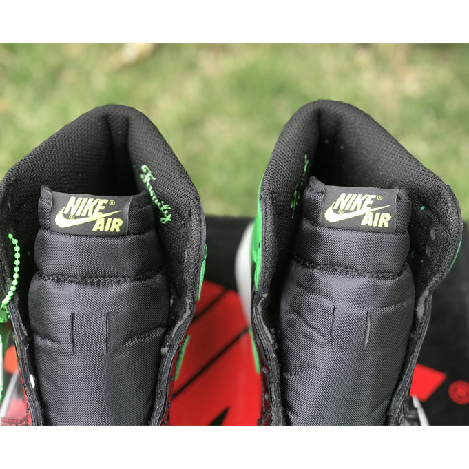 Air Jordan 1 High OG Sneakers    555088-030  - DopestKickz