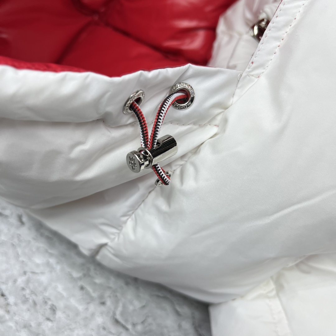 Moncler Poirier Zipped Short Down Jacket - DopestKickz