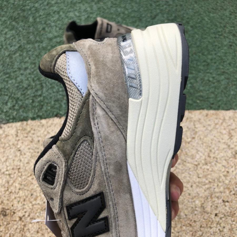 JJJJound x New Balance 992 Sneakers        M992J2 - DopestKickz