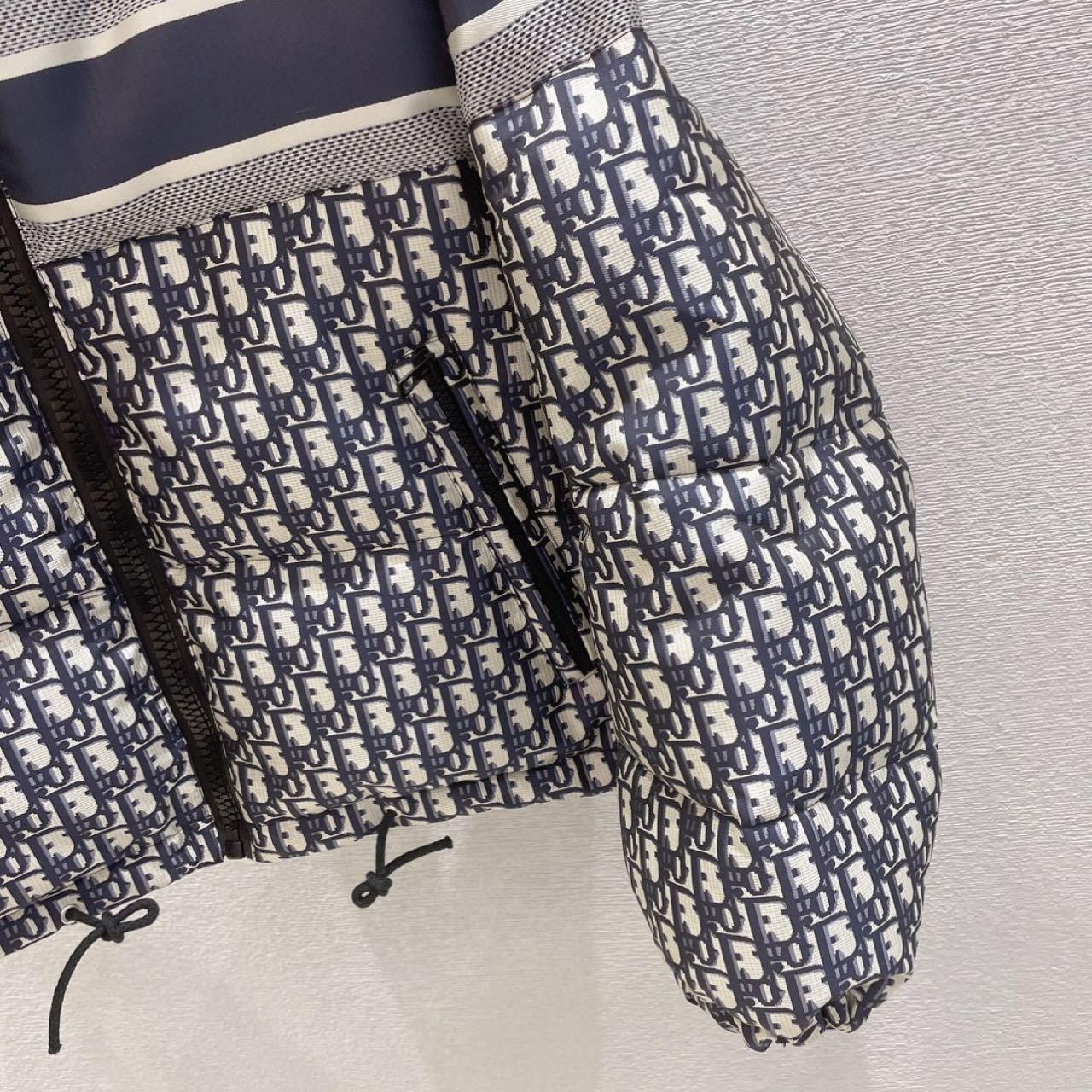 Dior Reversible Cropped Down Jacket - DopestKickz