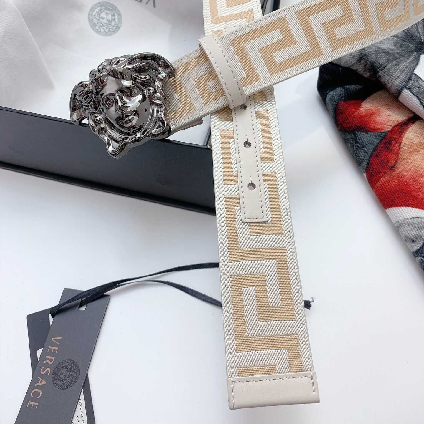 Versace Le Medusa Belt - DopestKickz