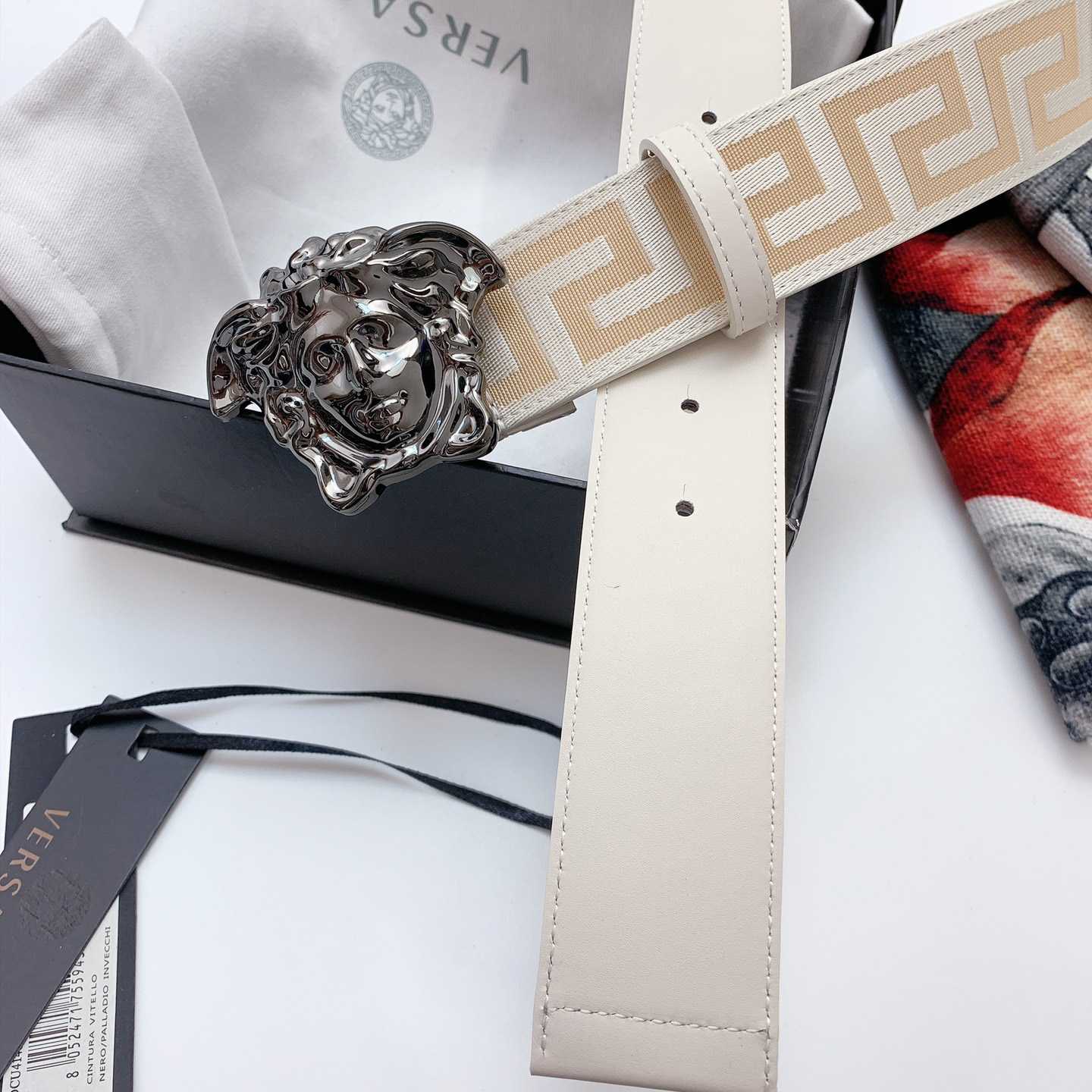 Versace Le Medusa Belt - DopestKickz