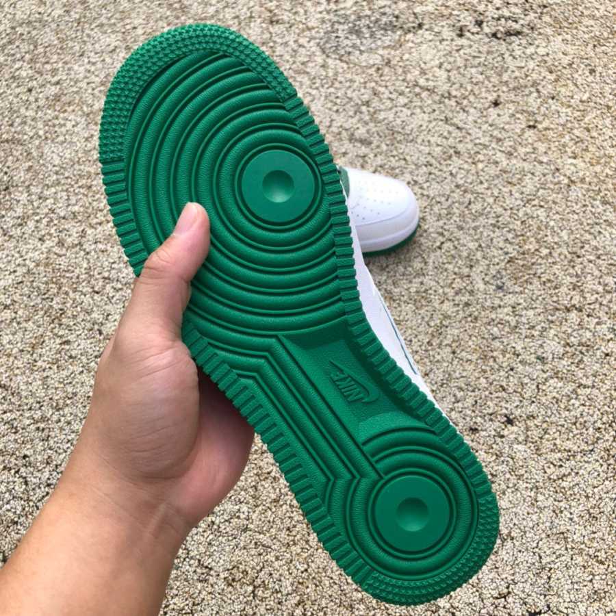 Nike Air Force 1 Low ’07 Sneaker       nk9700-131 - DopestKickz