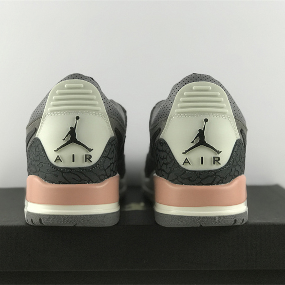 Air Jordan AJ312 Low Sneaker      CD7069-002 - DopestKickz
