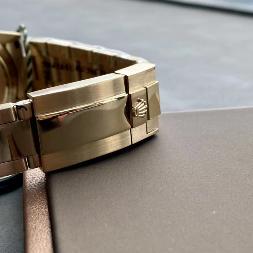 Rolex Watch  - DopestKickz