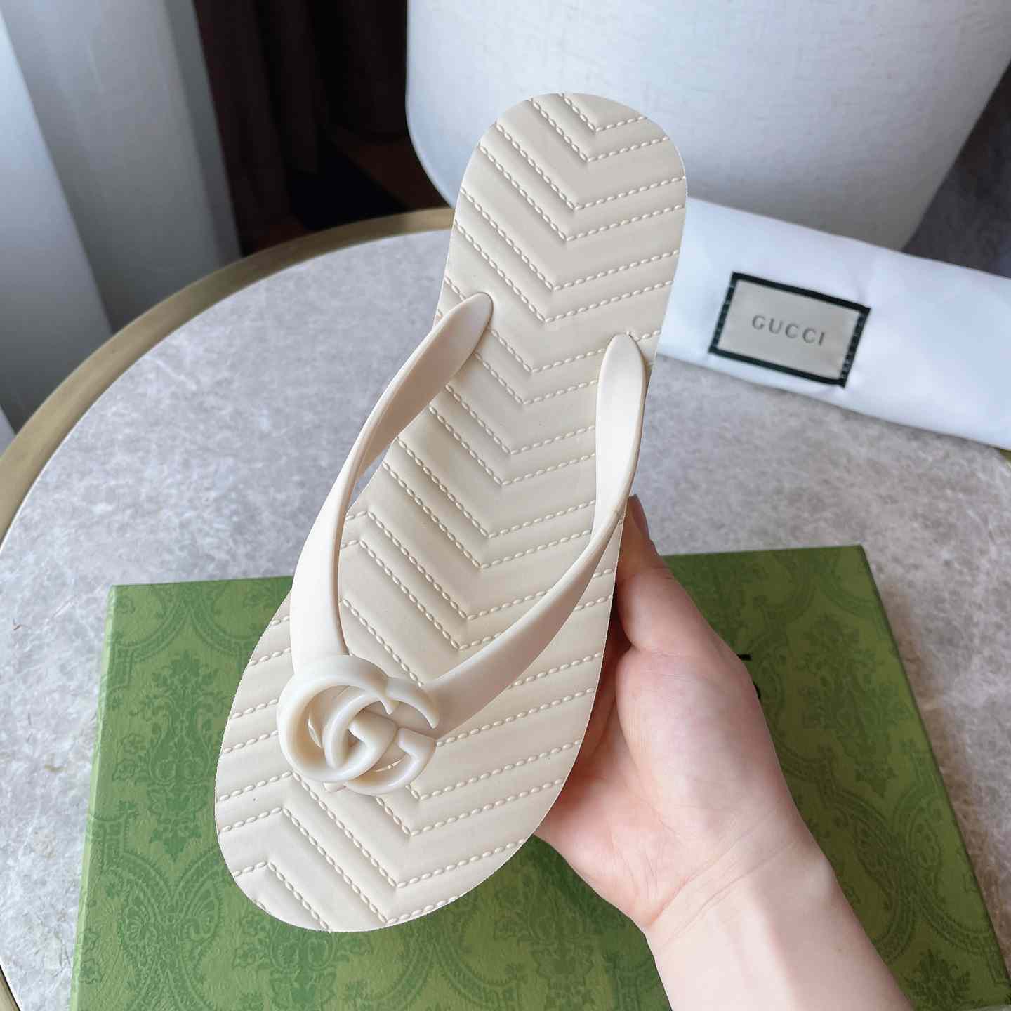 Gucci Women's Chevron Thong Sandal - DopestKickz