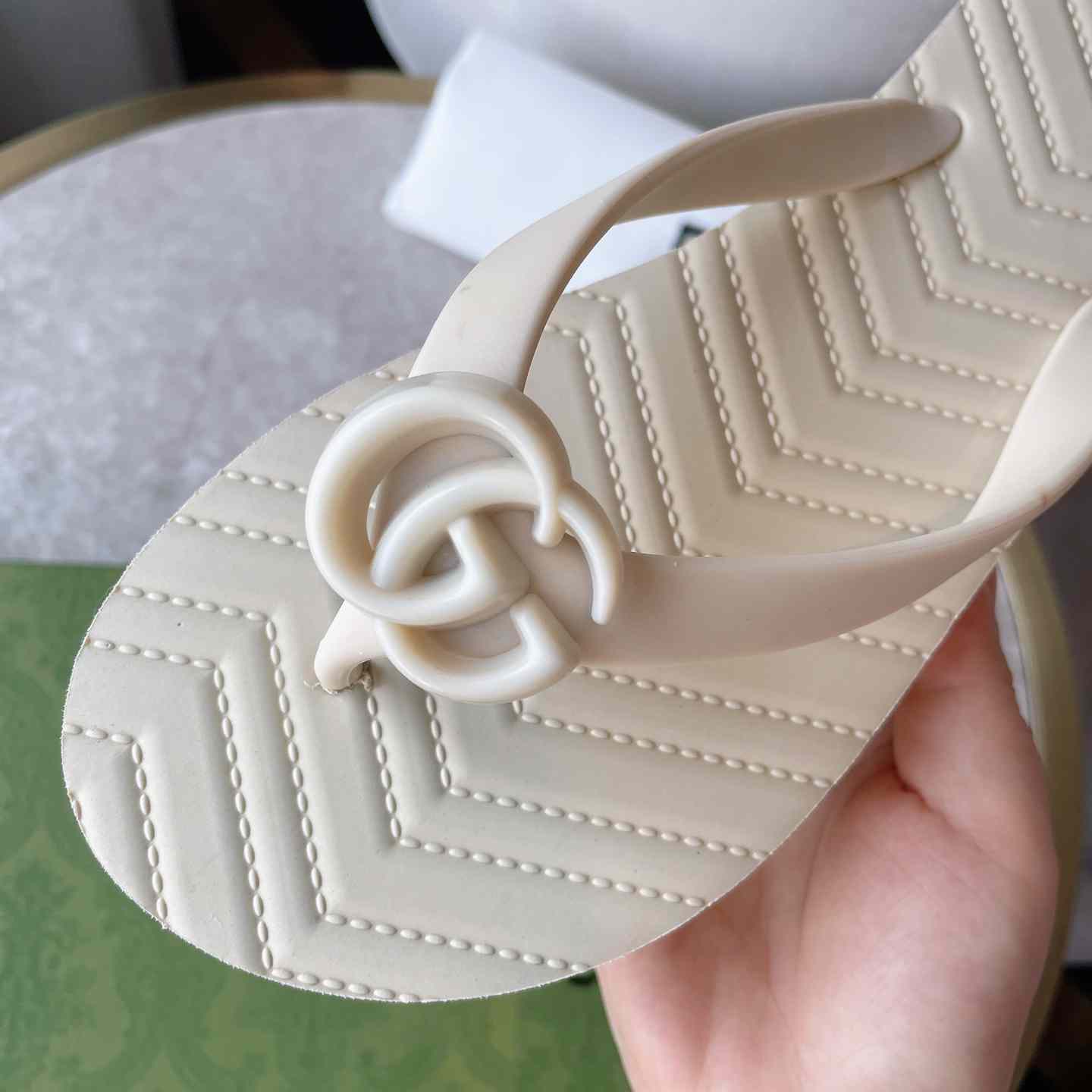 Gucci Women's Chevron Thong Sandal - DopestKickz