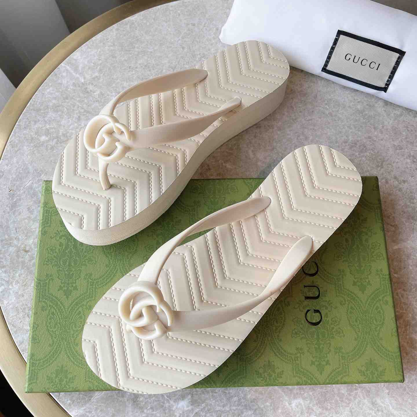 Gucci Women's Chevron Thong Sandal - DopestKickz