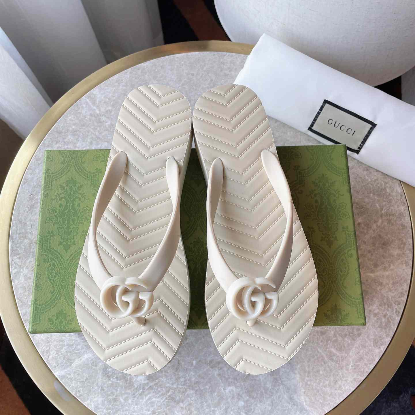 Gucci Women's Chevron Thong Sandal - DopestKickz