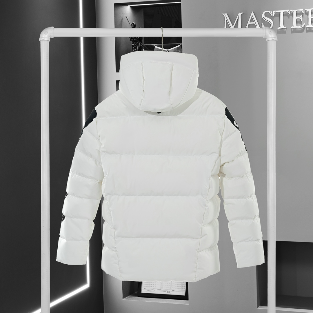 Moose Knuckles Naufrage Quilted Puffer Jacket - DopestKickz