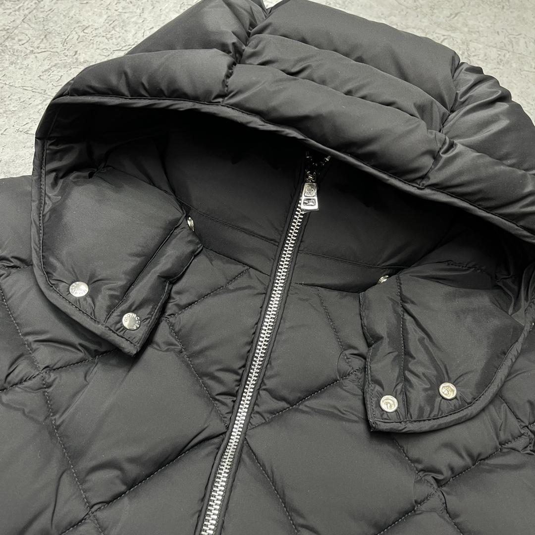 Moncler Hooded Padded Jacket - DopestKickz
