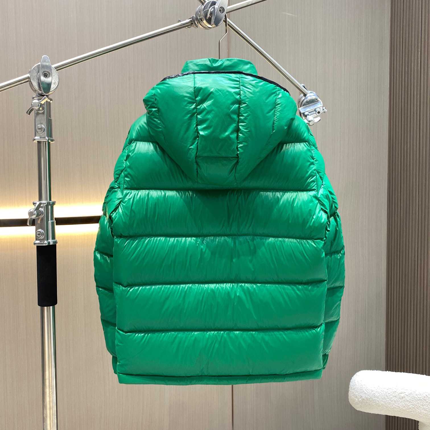 Moncler 2 Moncler 1952 Haggi Short Down Jacket - DopestKickz