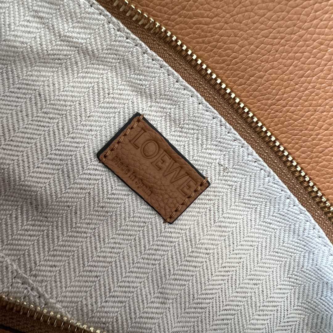 Loewe Puzzle Bag In Classic Calfskin(29-19.5-14cm) - DopestKickz