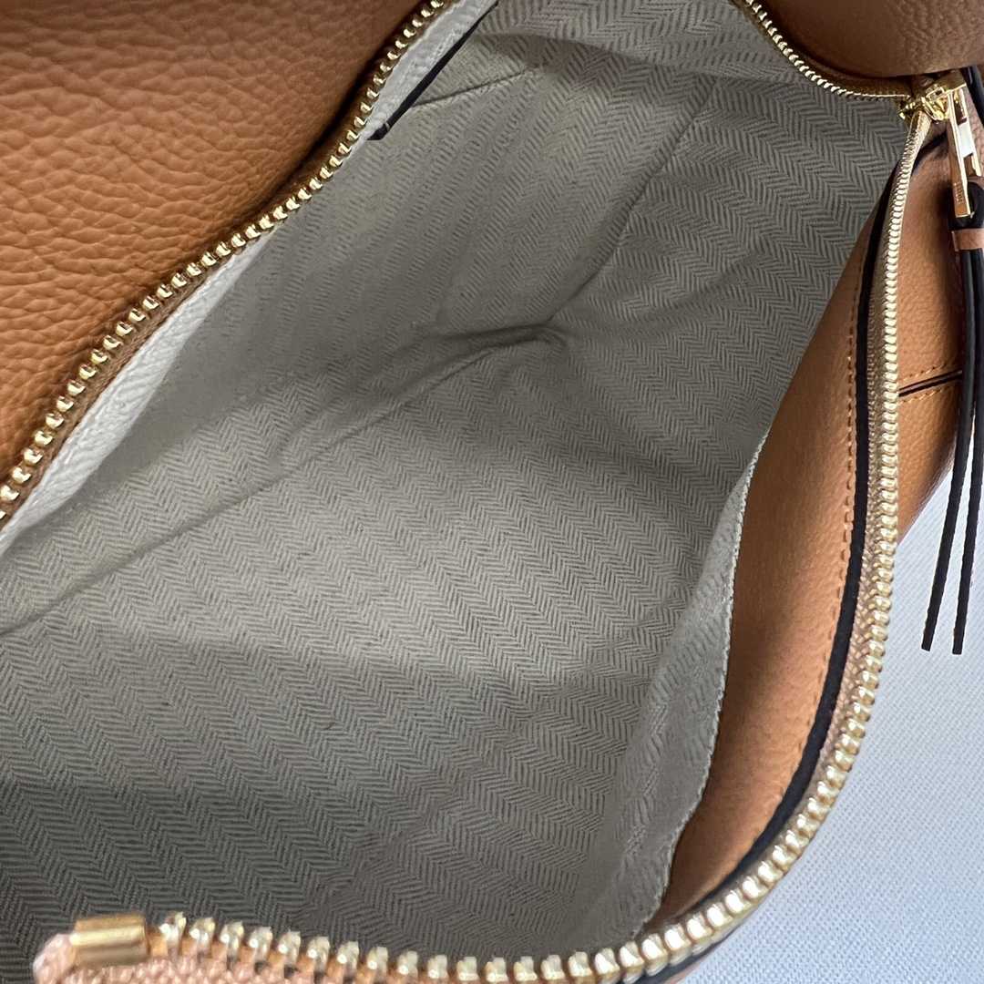 Loewe Puzzle Bag In Classic Calfskin(29-19.5-14cm) - DopestKickz