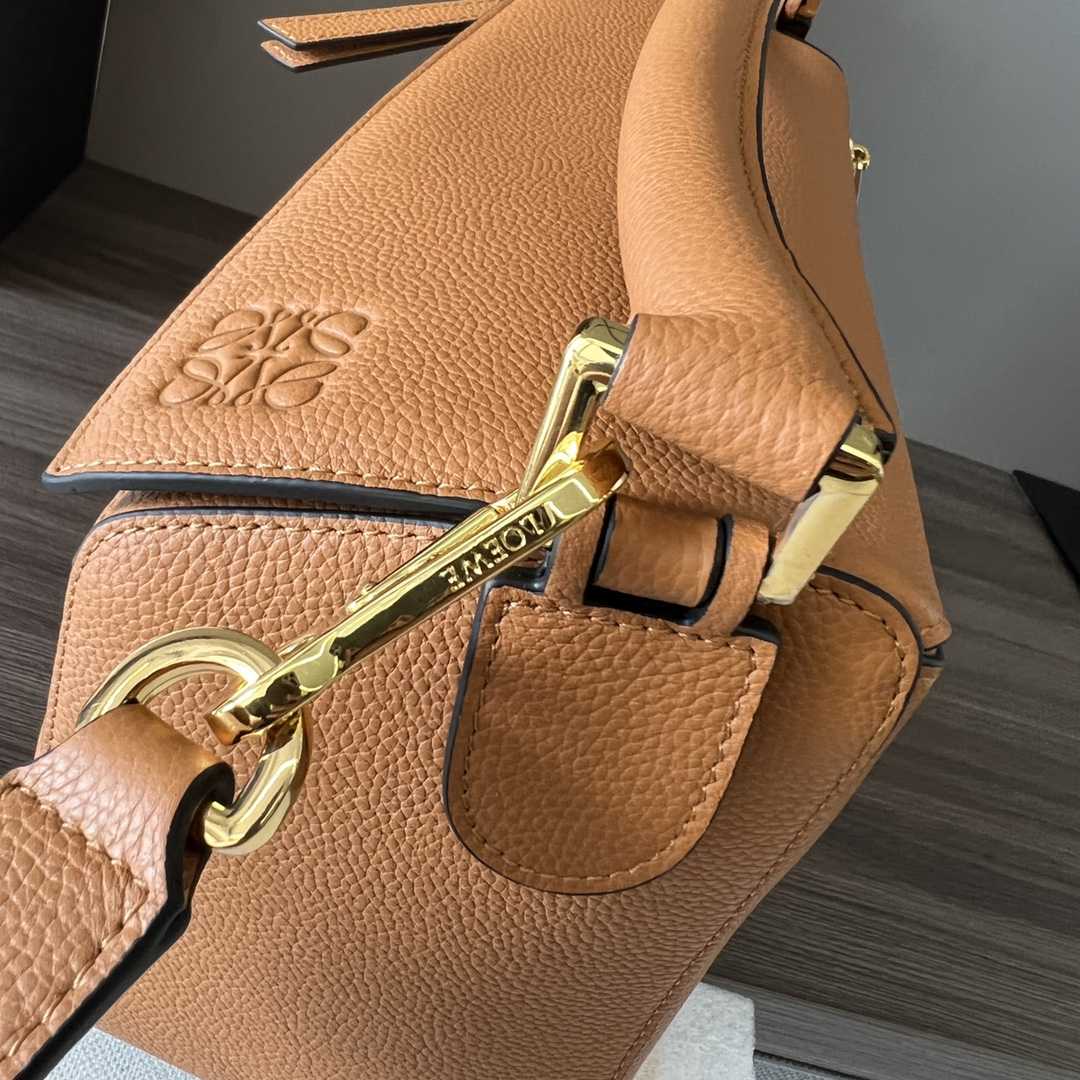 Loewe Puzzle Bag In Classic Calfskin(29-19.5-14cm) - DopestKickz