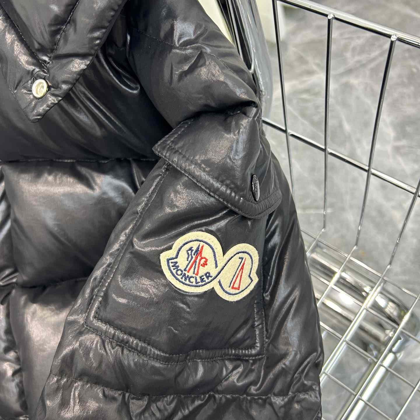 Moncler Maya 70 Short Down Jacket - DopestKickz