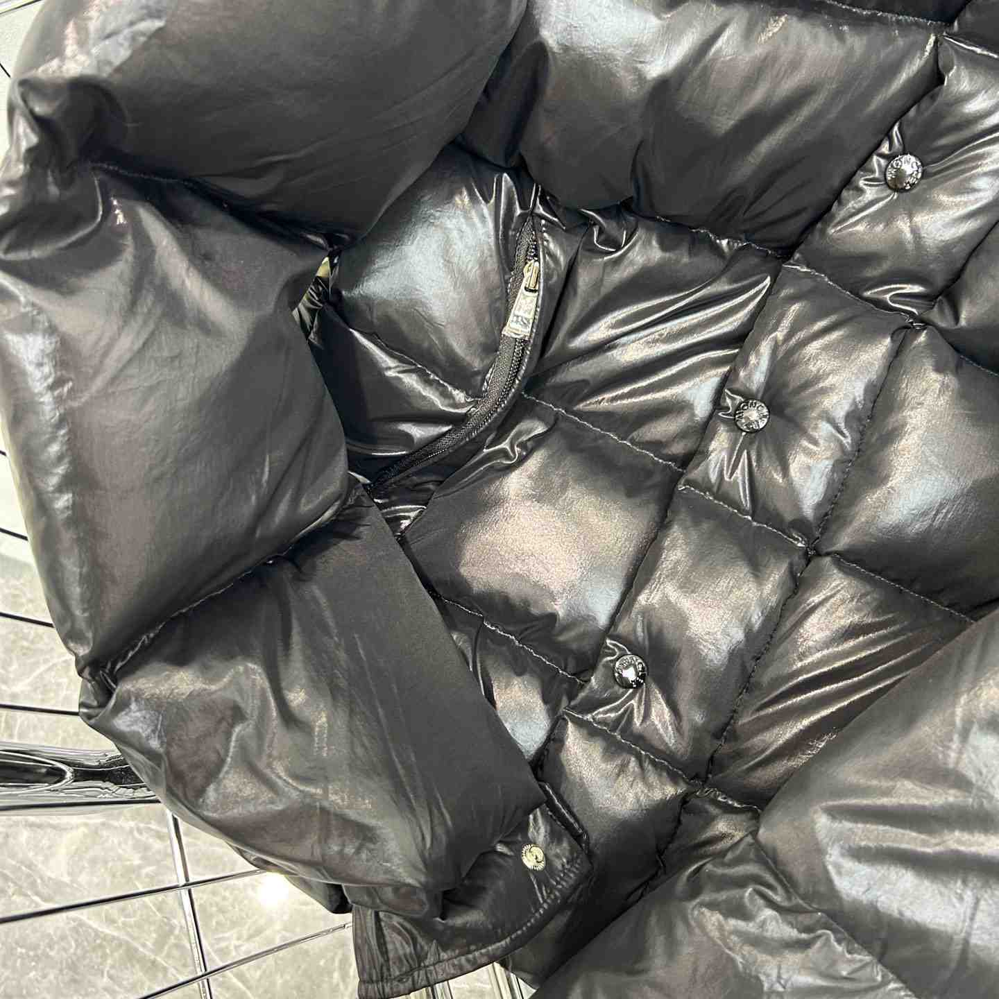 Moncler Maya 70 Short Down Jacket - DopestKickz