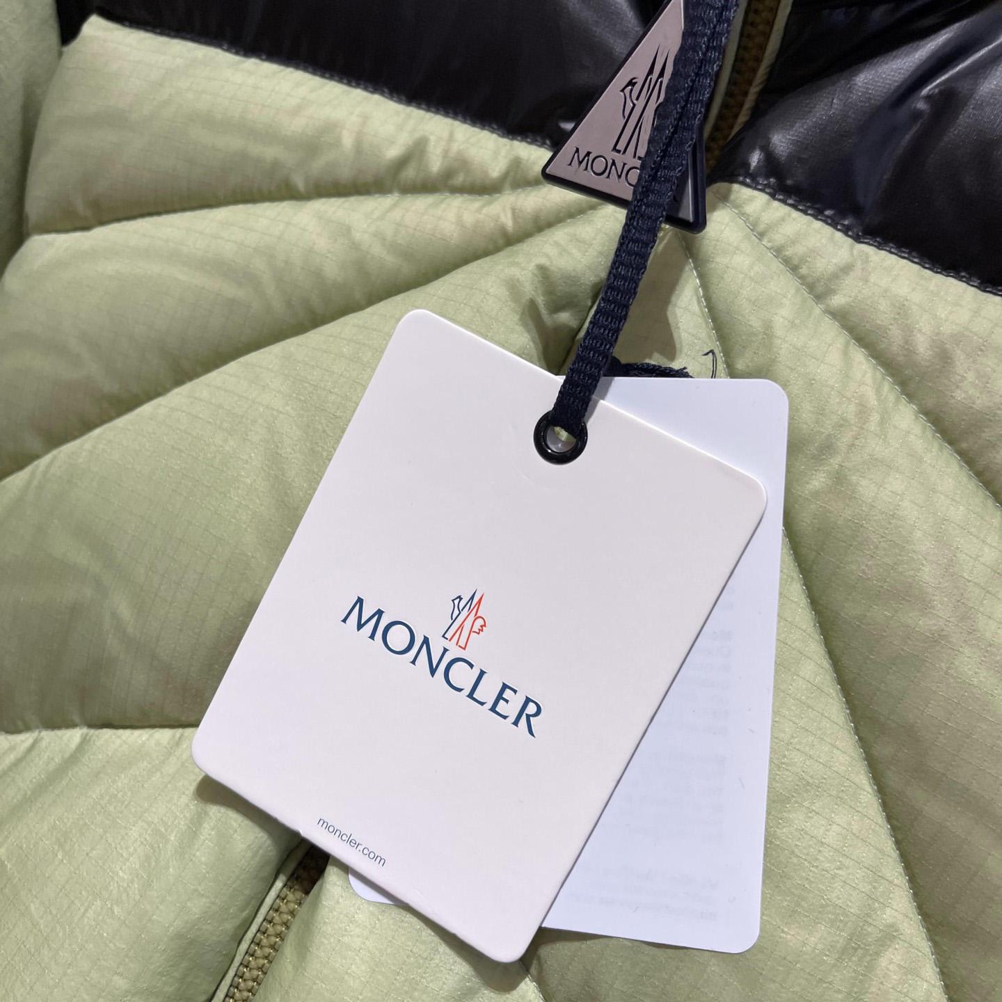 Moncler 2 Moncler 1952 Down Tama Jacket - DopestKickz