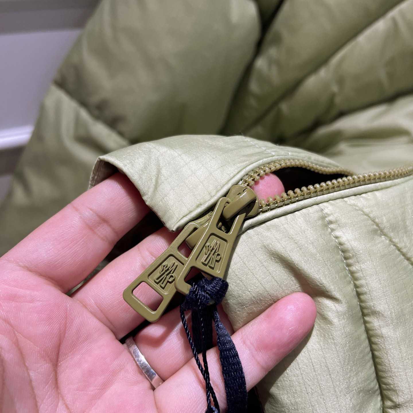 Moncler 2 Moncler 1952 Down Tama Jacket - DopestKickz