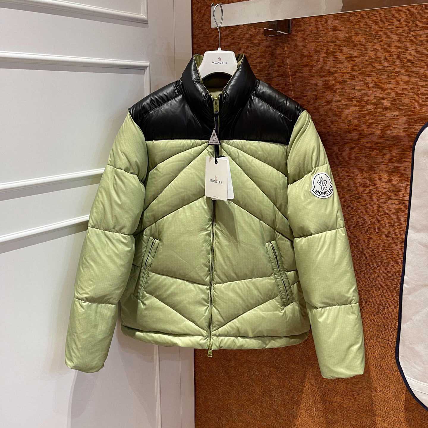 Moncler 2 Moncler 1952 Down Tama Jacket - DopestKickz