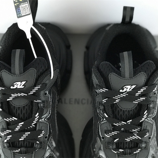 Balenciaga Black Sneaker - DopestKickz