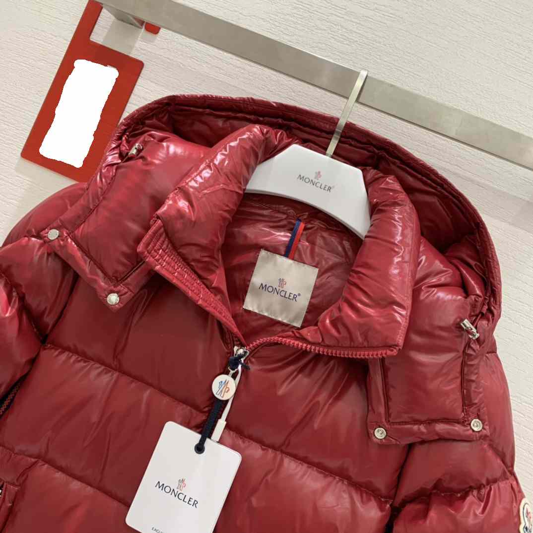 Moncler Lunetiere Short Down Jacket - DopestKickz