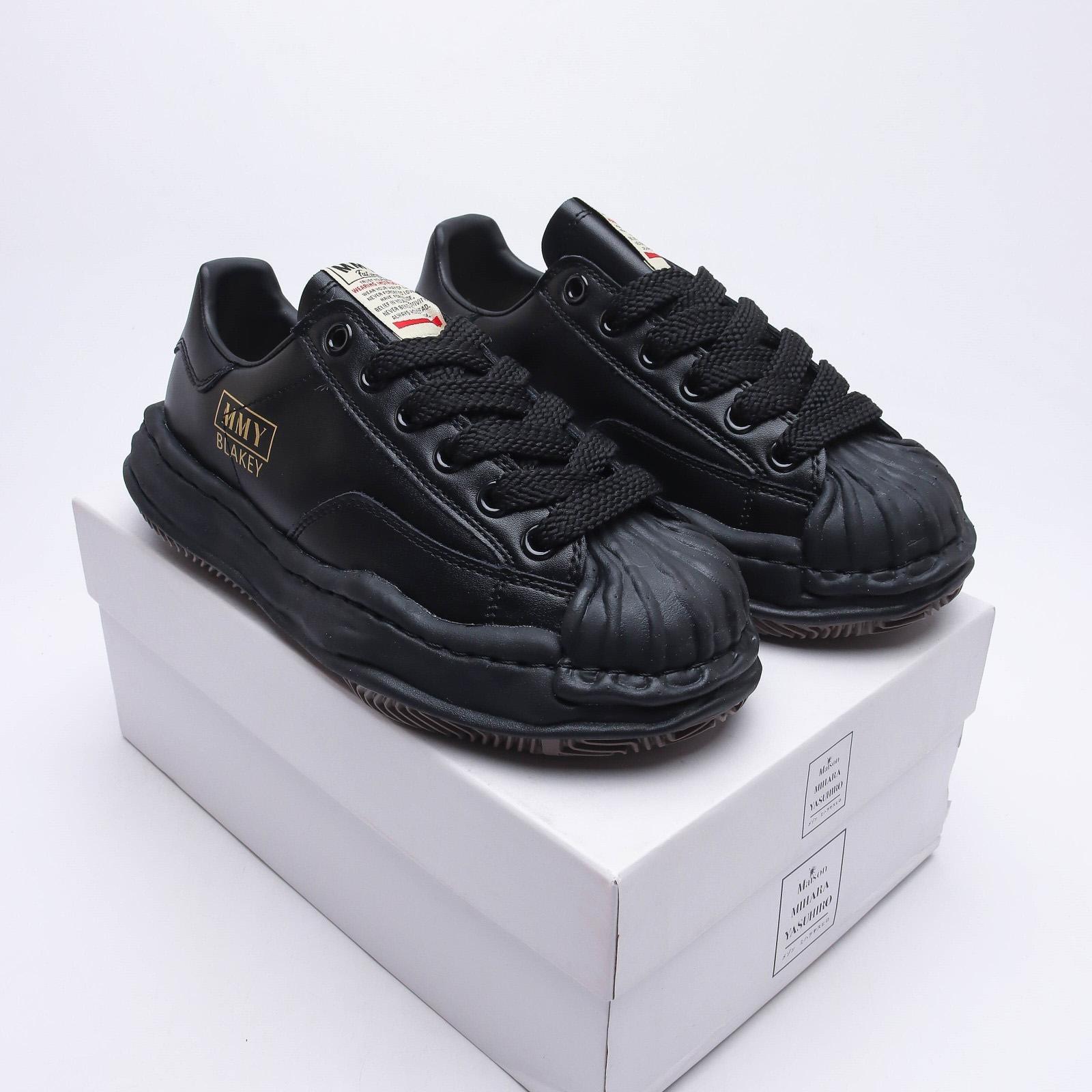 Maison Mihara Yasuhiro Blakey Low-Top Sneakers - DopestKickz