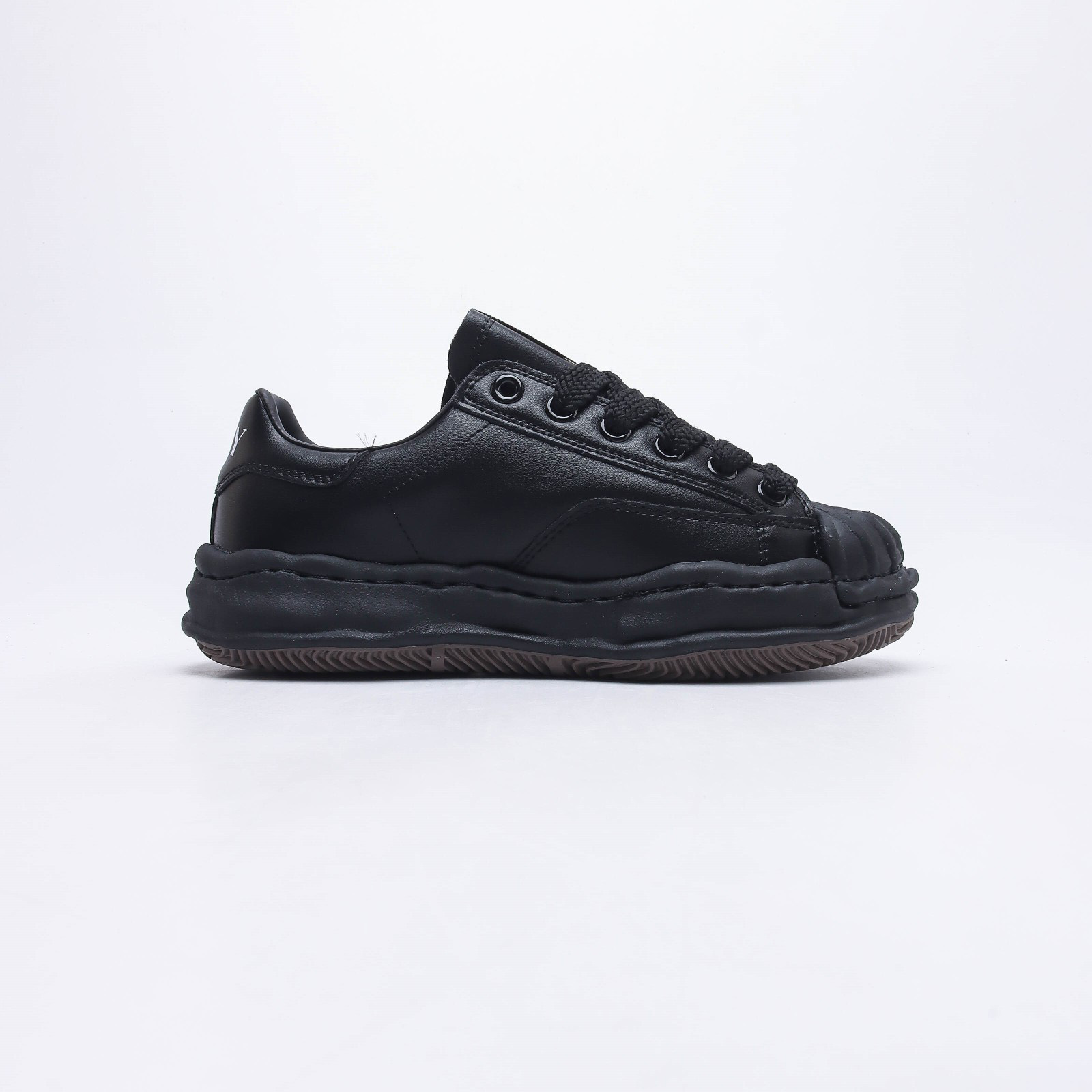 Maison Mihara Yasuhiro Blakey Low-Top Sneakers - DopestKickz