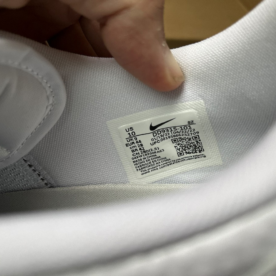 Air Jordan 1 Low Golf Sneakers      DD9315-101 - DopestKickz