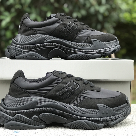 Balenciaga Sneaker  - DopestKickz