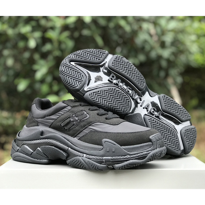 Balenciaga Sneaker  - DopestKickz