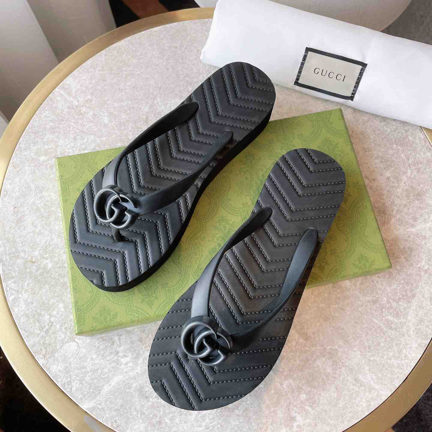 Gucci Women's Chevron Thong Sandal - DopestKickz