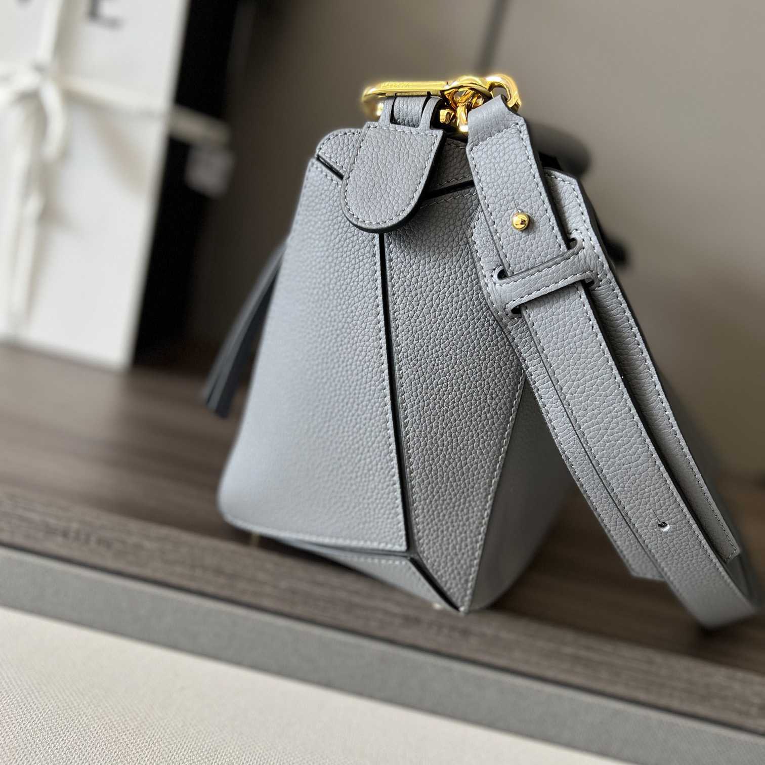 Loewe Puzzle Bag In Classic Calfskin(29-19.5-14cm) - DopestKickz