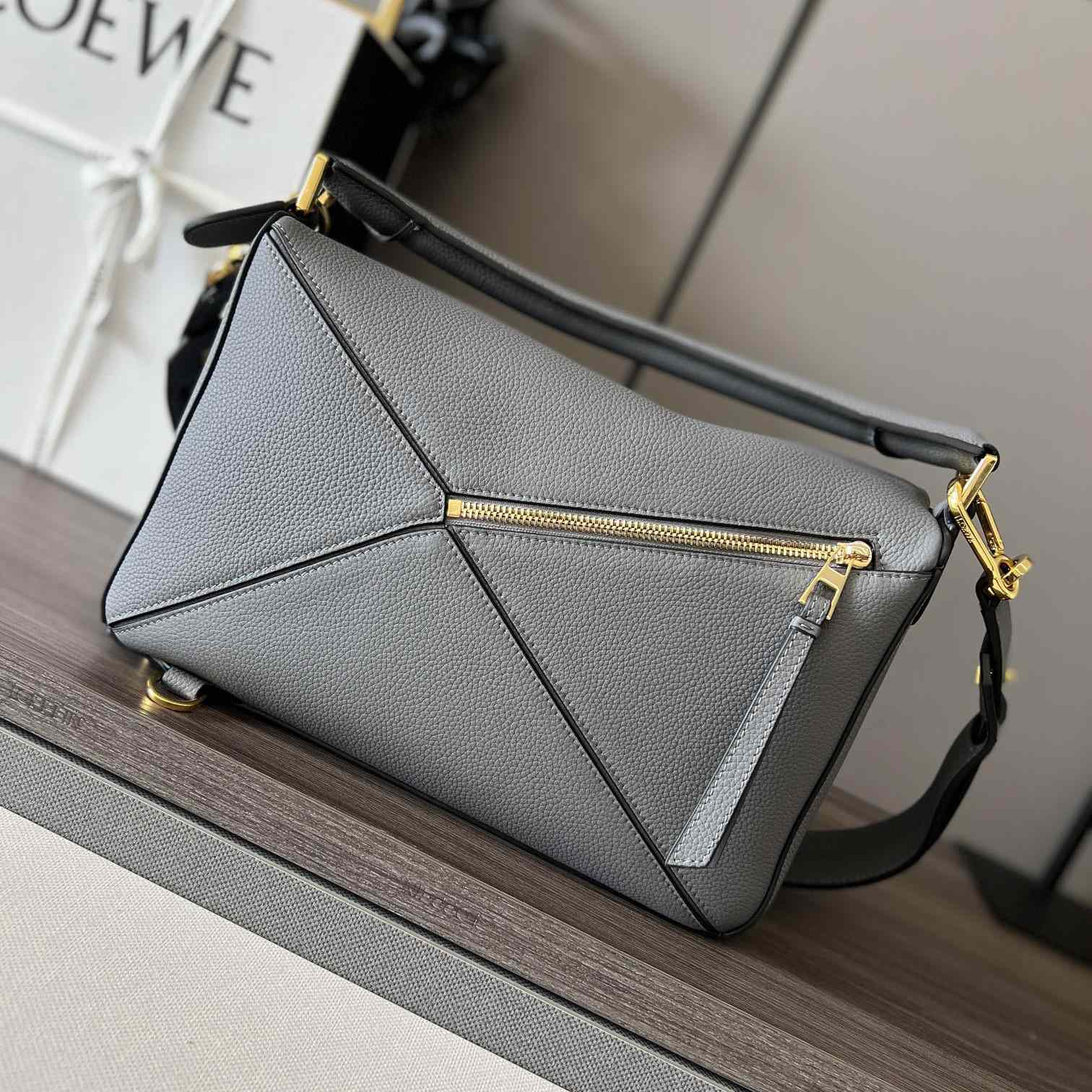 Loewe Puzzle Bag In Classic Calfskin(29-19.5-14cm) - DopestKickz