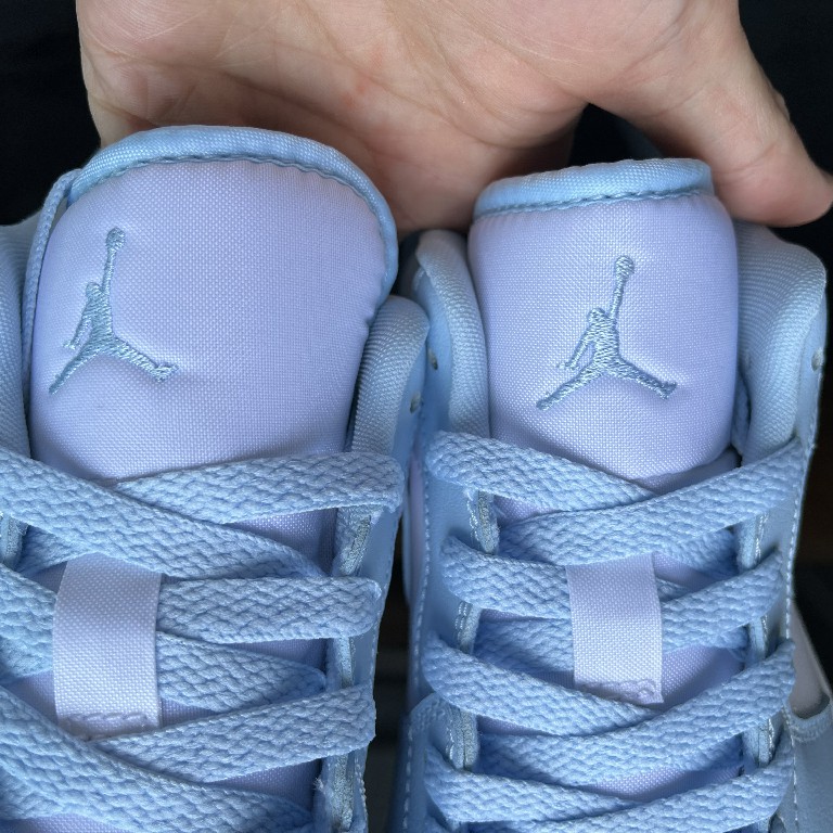 Air Jordan 1 Low Sneaker    DC0774-141 - DopestKickz