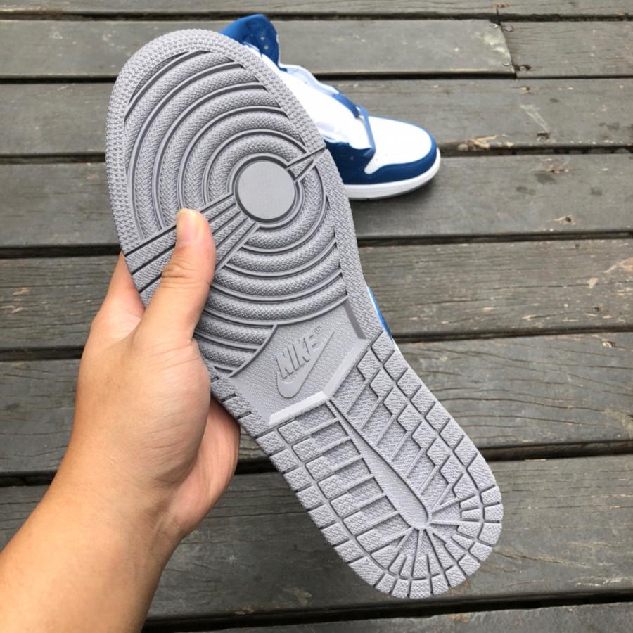 Air Jordan 1 Retro Sneaker   fd1437-410 - DopestKickz