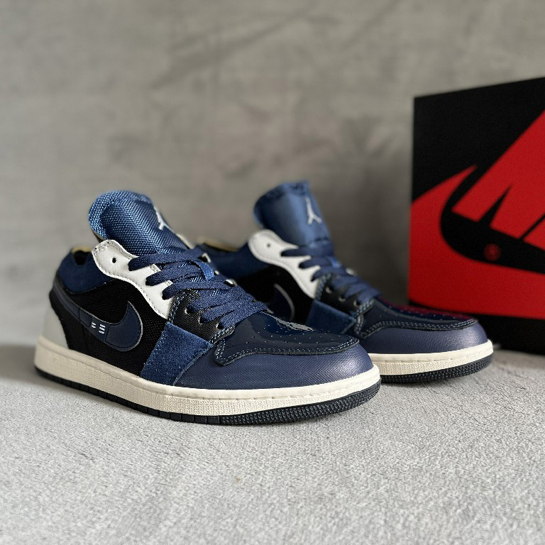 Air Jordan 1 Low "White And Antom"Sneakers       DN1635-111 - DopestKickz