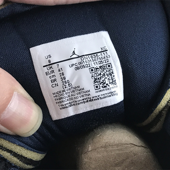 Air Jordan 1 Low Sneaker      DR8867-400 - DopestKickz