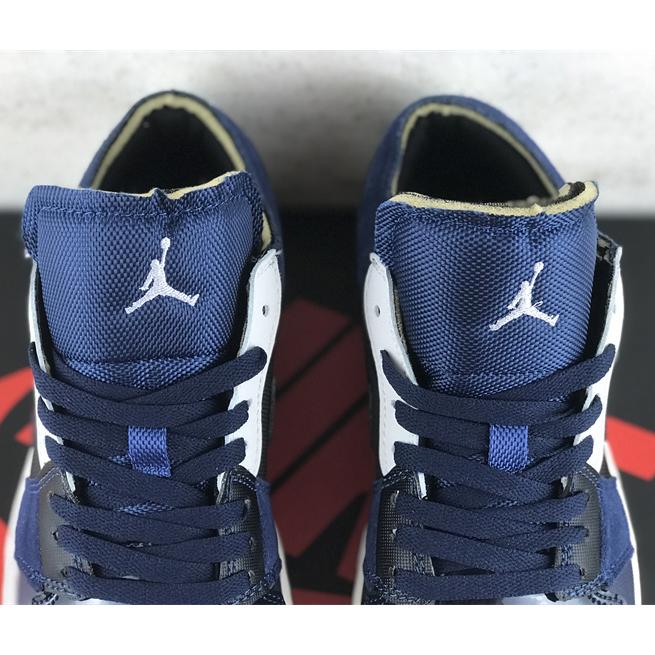 Air Jordan 1 Low Sneaker      DR8867-400 - DopestKickz